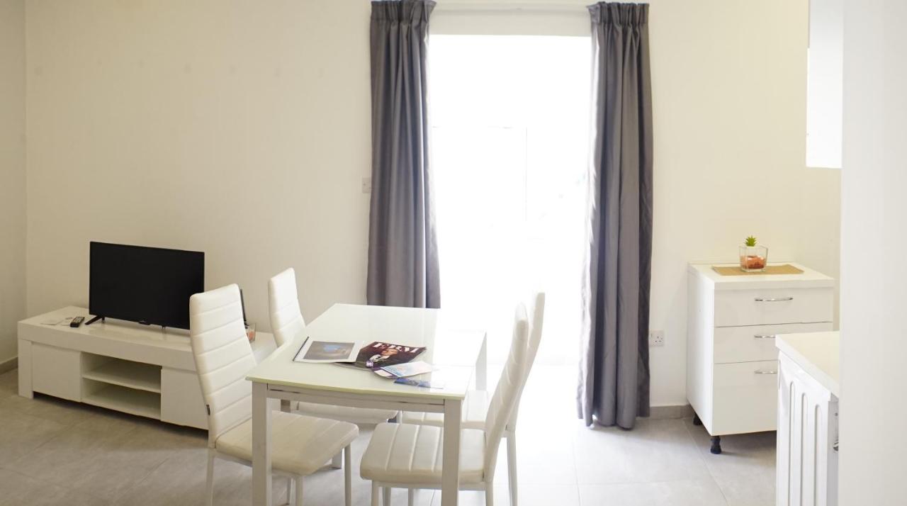 Wonderful Apartments With Shared Jacuzzi And Panorama Rooftop Gzira Exterior photo
