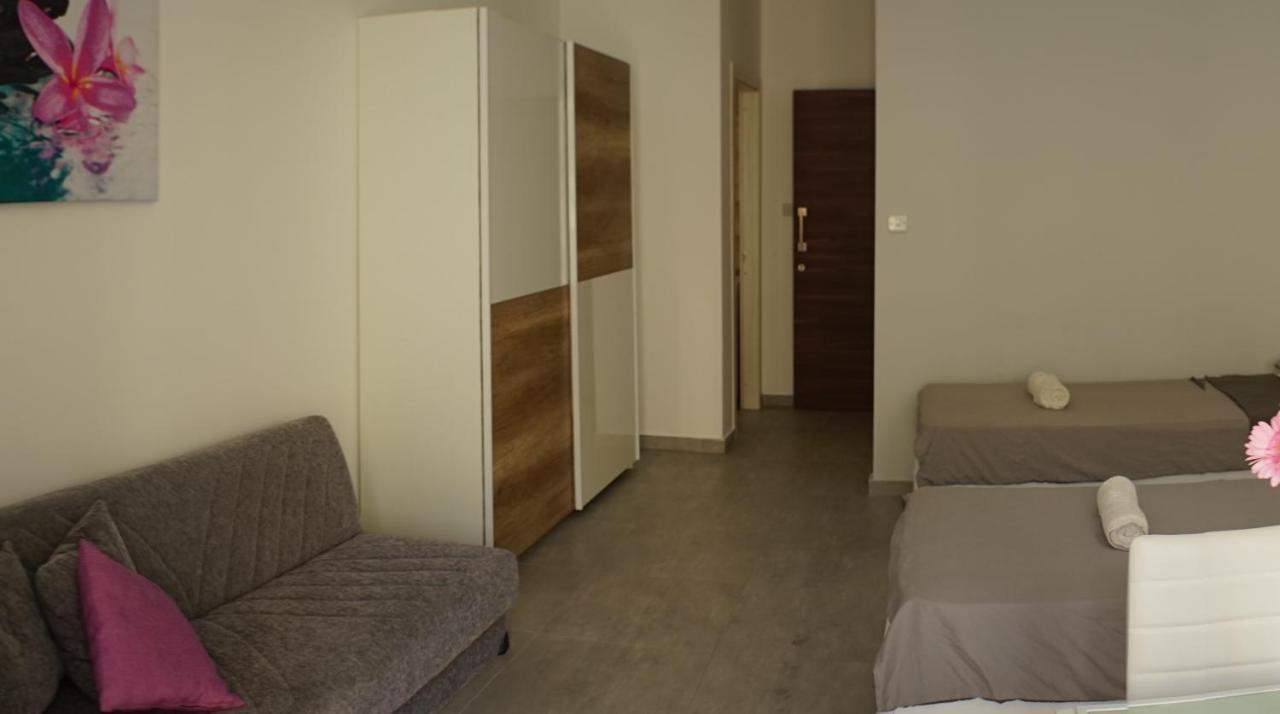 Wonderful Apartments With Shared Jacuzzi And Panorama Rooftop Gzira Exterior photo