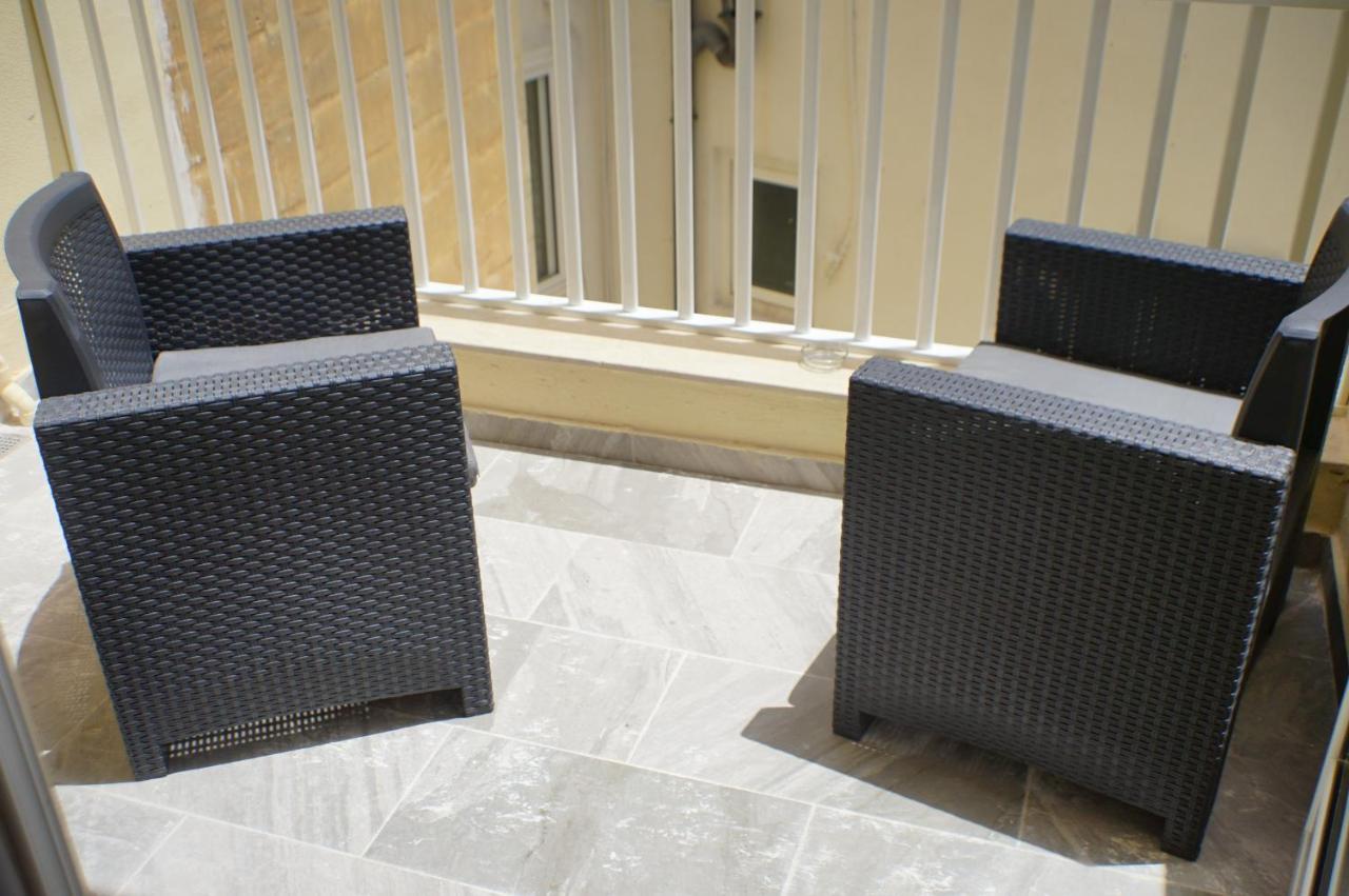 Wonderful Apartments With Shared Jacuzzi And Panorama Rooftop Gzira Exterior photo