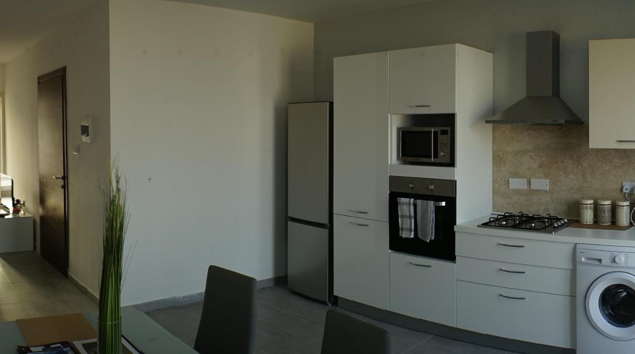 Wonderful Apartments With Shared Jacuzzi And Panorama Rooftop Gzira Exterior photo